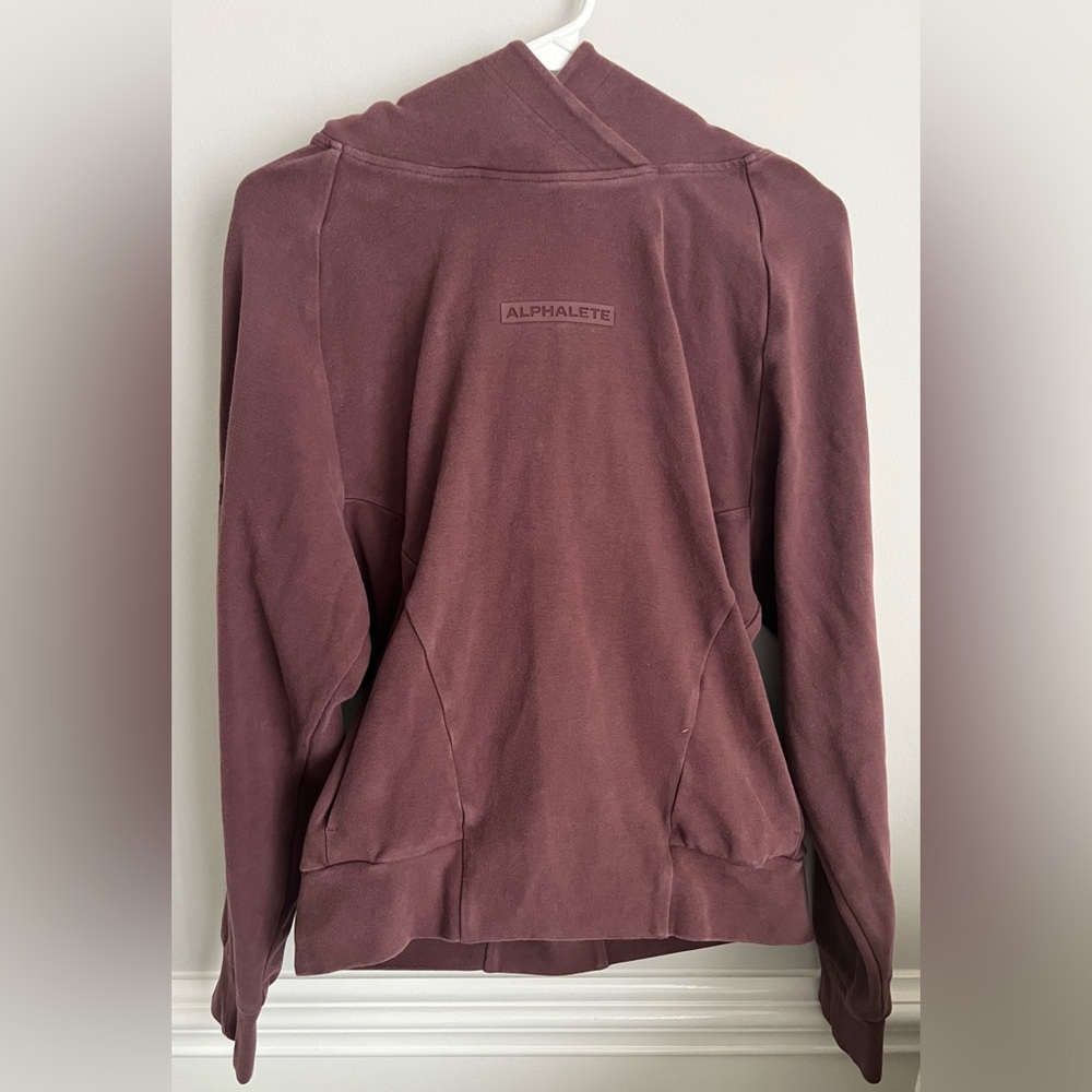 Alphalete Hoodie Size S